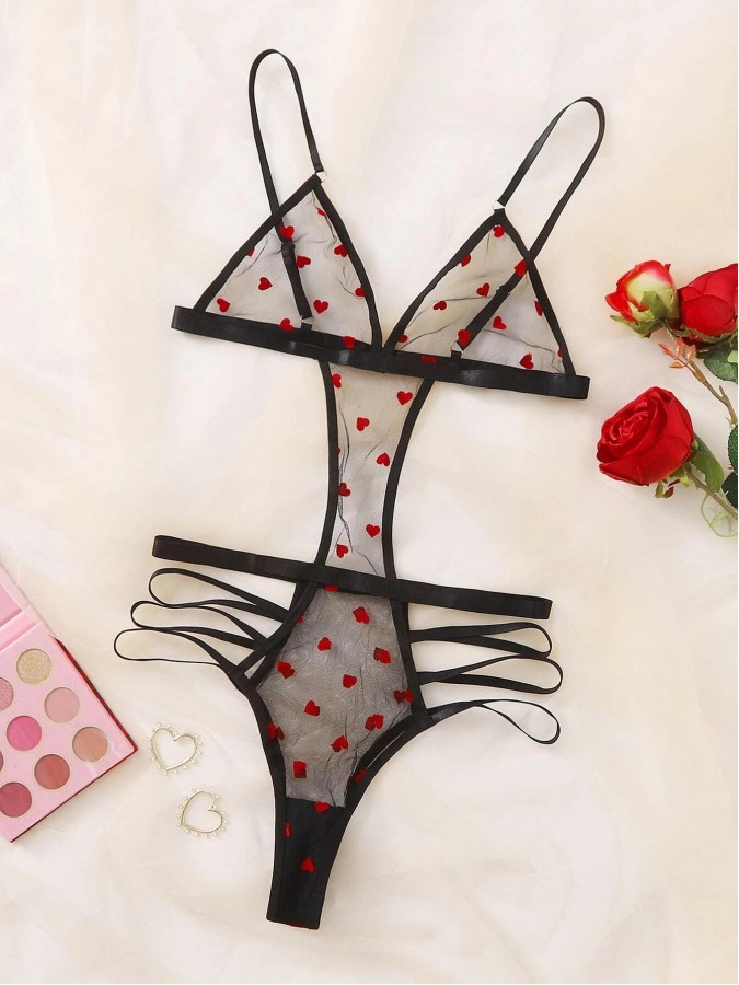 Body sexy decupat cu inimioare si benzi