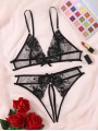 Set lenjerie sexy crotchless cu broderie