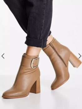 Botine scurte cu toc gros si catarama Asos