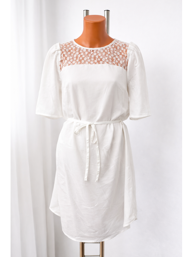 Rochie lejera cu aplicatii dantela si cordon in talie Kiabi