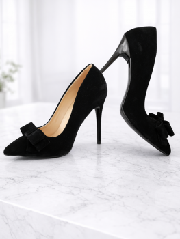 Pantofi stiletto negri cu toc si fundita