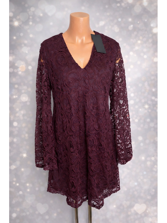 Rochie dantela cu maneci evazate AX Paris Rochie dantela cu maneci evazate AX Paris