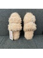 Papuci de casa pufosi cu doua barete si strasuri Loungeable