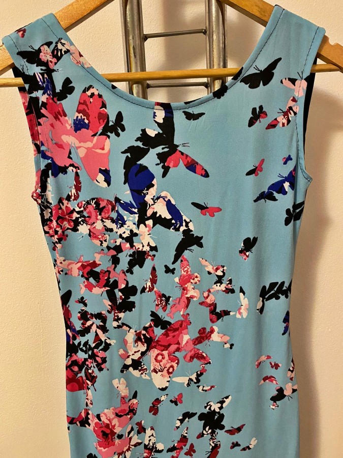 Rochie conica print fluturi cu spate gol