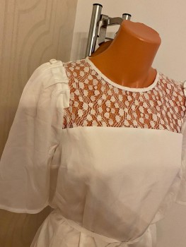 Rochie lejera cu aplicatii dantela si cordon in talie Kiabi