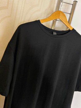 Tricou oversized cu strasuri pe spate in forma de aripi