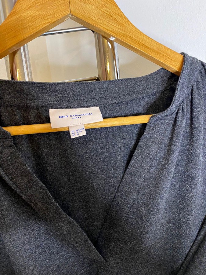 Bluza cu decolteu in V Only