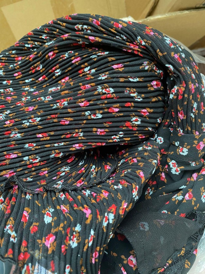 Rochie floral print cu volane si fusta pliuri Topshop Rochie floral print cu volane si fusta pliuri Topshop