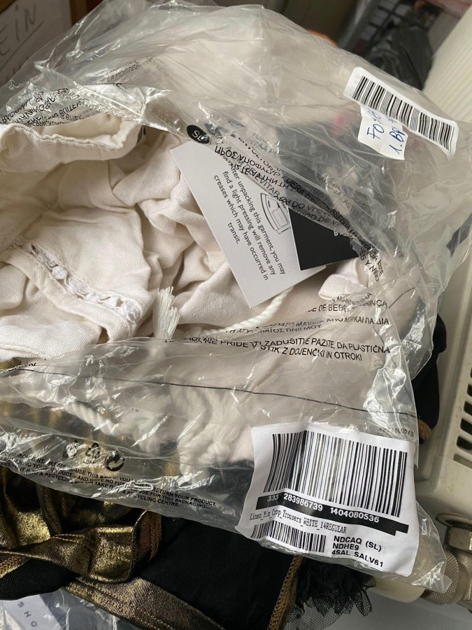 Pantaloni amestec in cu broderie buzunare V by Very