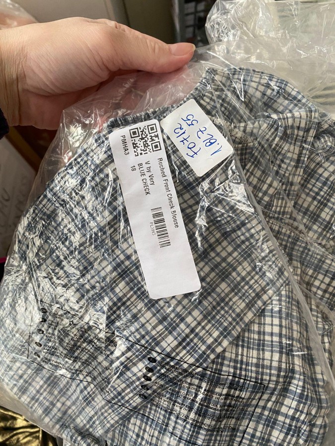 Bluza carouri cu decolteu incretit V by Very