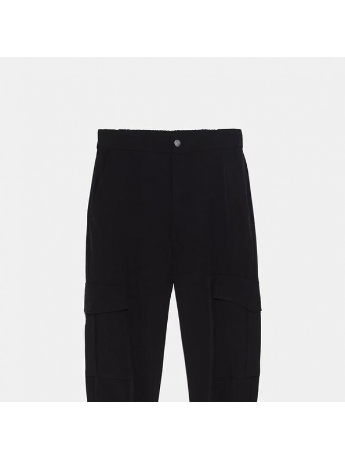 Pantaloni fluizi cargo Zara