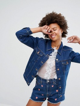 Geaca blugi oversized cu broderie inima Monki