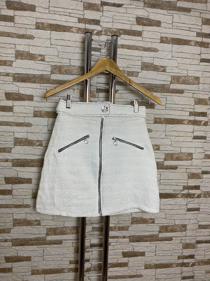 Fusta scurta cu fermoare metalice Zara