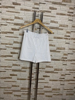 Pantaloni scurti gen paperbag in dungi Jennyfer