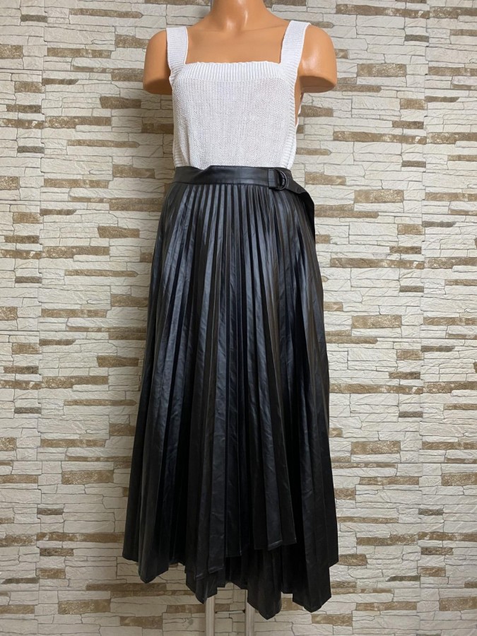 Fusta midi plisata imitatie piele Zara