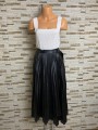 Fusta midi plisata imitatie piele Zara